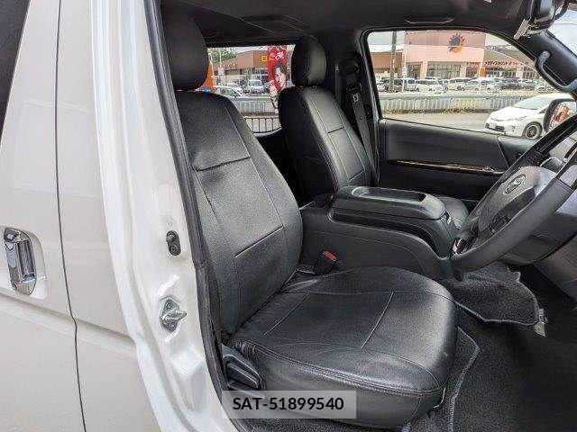 Toyota HIACE VAN 2020-03 7500827-8