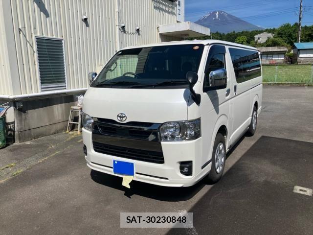 Toyota HIACE VAN 2022-05 7508781-0