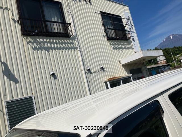 Toyota HIACE VAN 2022-05 7508781-9
