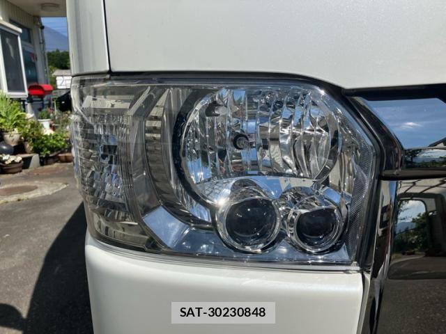 Toyota HIACE VAN 2022-05 7508781-10