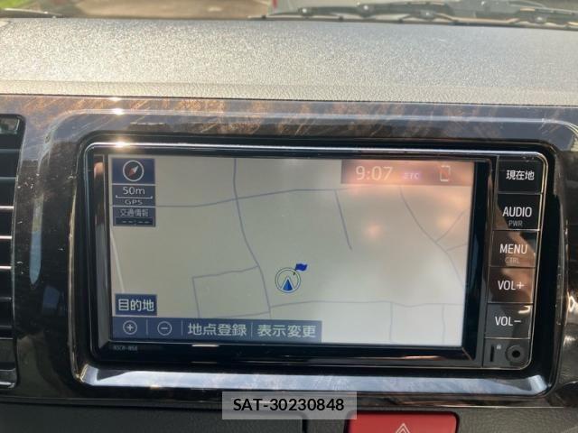 Toyota HIACE VAN 2022-05 7508781-24