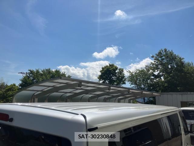 Toyota HIACE VAN 2022-05 7508781-7