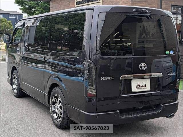Toyota HIACE VAN 2021-04 7500823-16