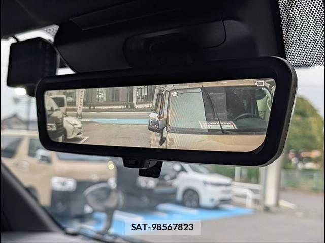 Toyota HIACE VAN 2021-04 7500823-2