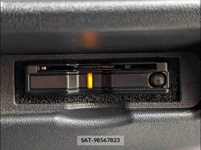 Toyota HIACE VAN 2021-04 7500823-6