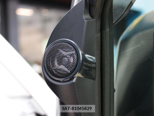 Toyota HIACE VAN 2023-01 7562207-9