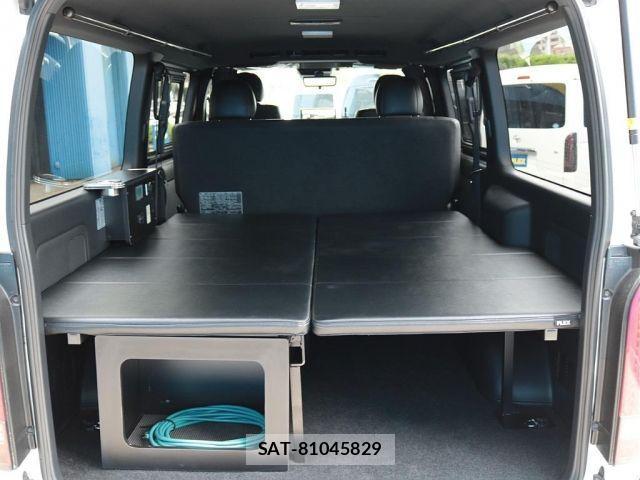 Toyota HIACE VAN 2023-01 7562207-2