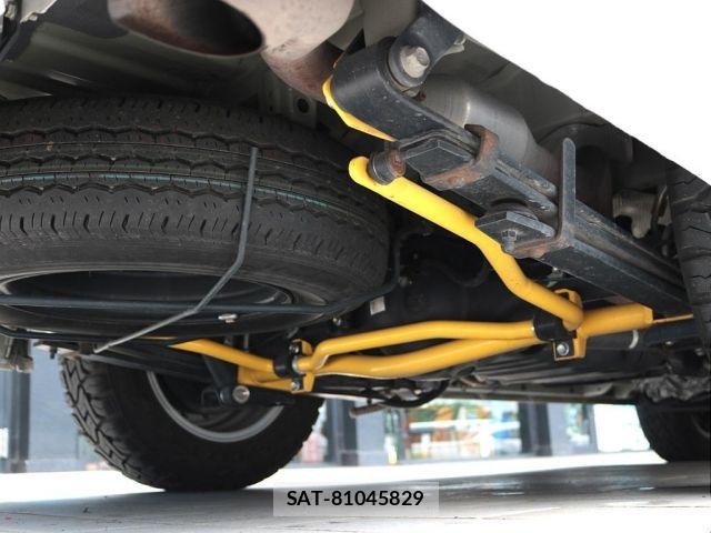 Toyota HIACE VAN 2023-01 7562207-7