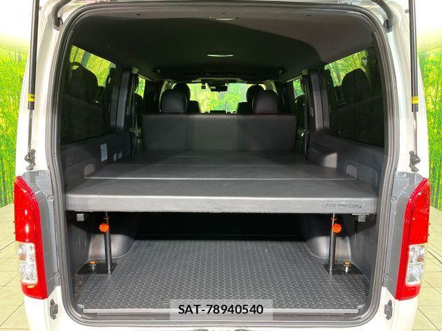 Toyota HIACE VAN 2024-06 7562208-9