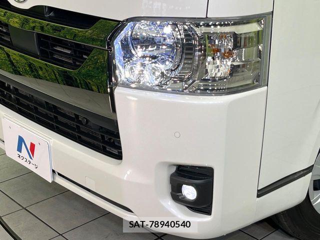 Toyota HIACE VAN 2024-06 7562208-11