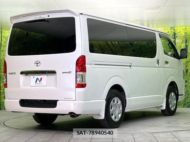 Toyota HIACE VAN 2024-06 7562208-16