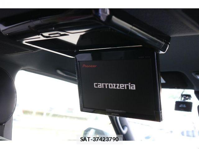 Toyota HIACE VAN 2024-01 7562206-9