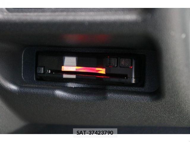 Toyota HIACE VAN 2024-01 7562206-10