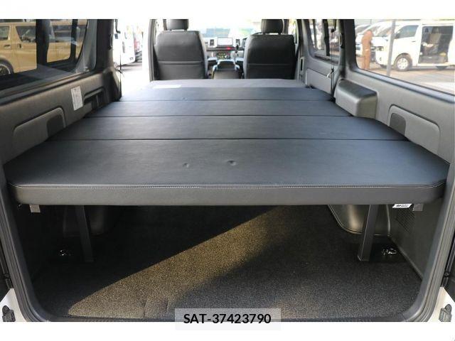 Toyota HIACE VAN 2024-01 7562206-19