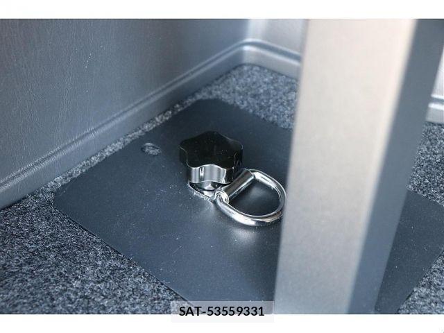 Toyota HIACE VAN 2025-01 7562204-18