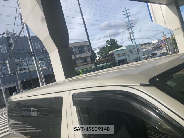 Toyota HIACE VAN 2021-06 7562210-3