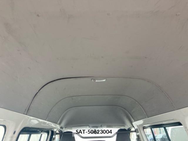 Toyota HIACE VAN 2009-06 7562215-14