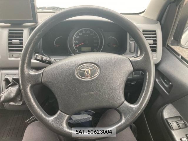 Toyota HIACE VAN 2009-06 7562215-19