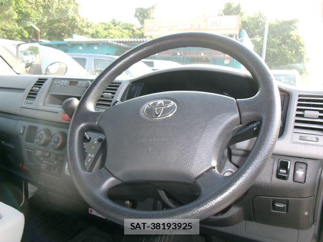 Toyota HIACE VAN 2010-06 7562214-12