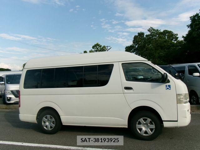 Toyota HIACE VAN 2010-06 7562214-6