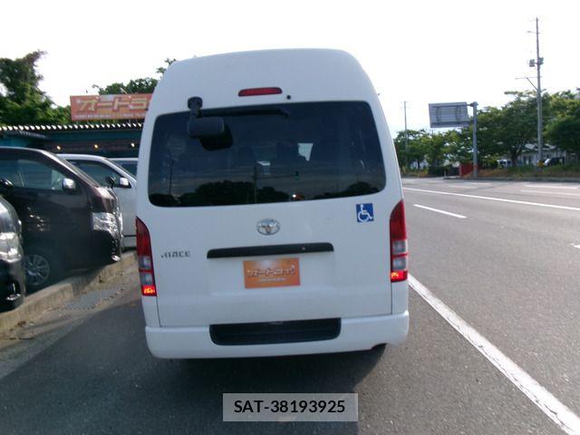Toyota HIACE VAN 2010-06 7562214-8