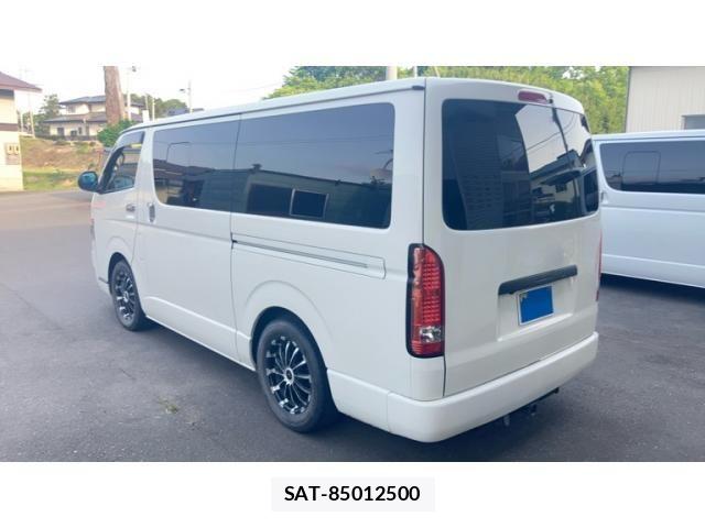 Toyota HIACE VAN 2008-01 7562217-10
