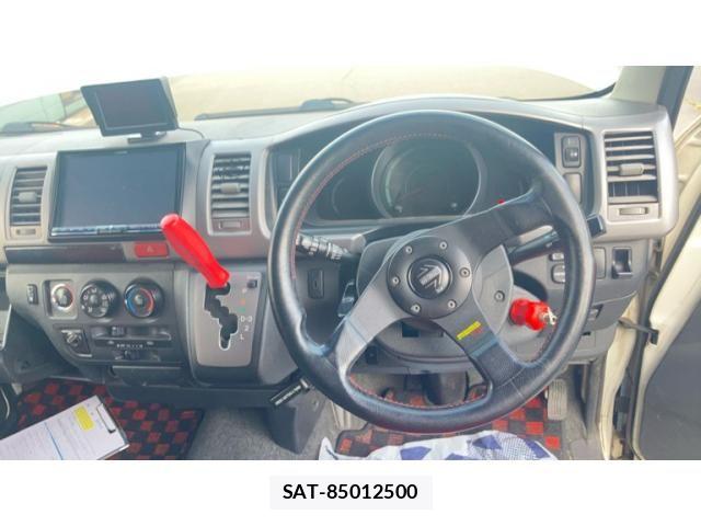 Toyota HIACE VAN 2008-01 7562217-16