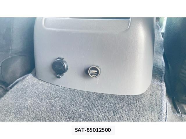 Toyota HIACE VAN 2008-01 7562217-26