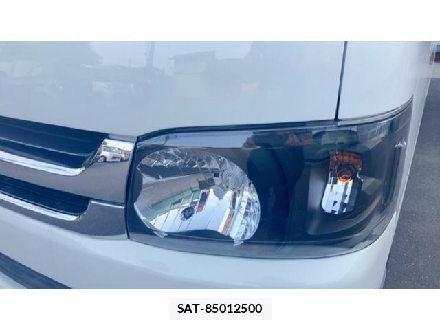 Toyota HIACE VAN 2008-01 7562217-3