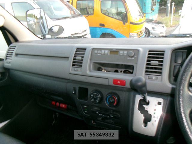 Toyota HIACE VAN 2013-01 7562213-17