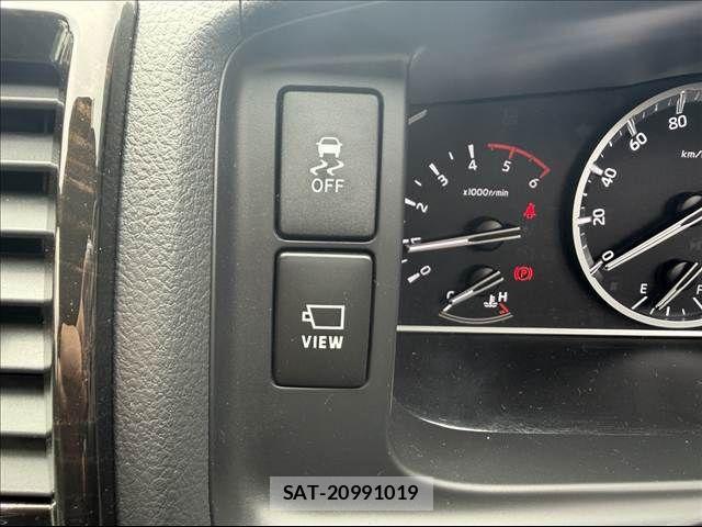 Toyota HIACE VAN 2023-03 7562209-18