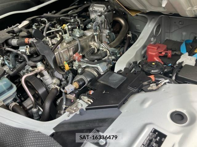 Toyota HIACE VAN 2025-04 7562212-14