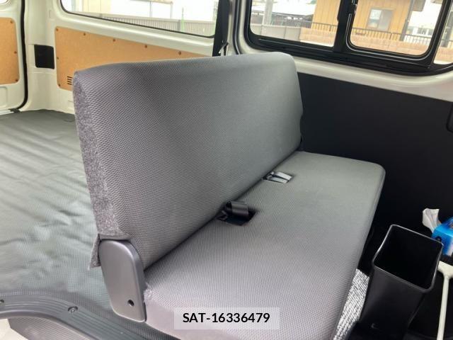 Toyota HIACE VAN 2025-04 7562212-15