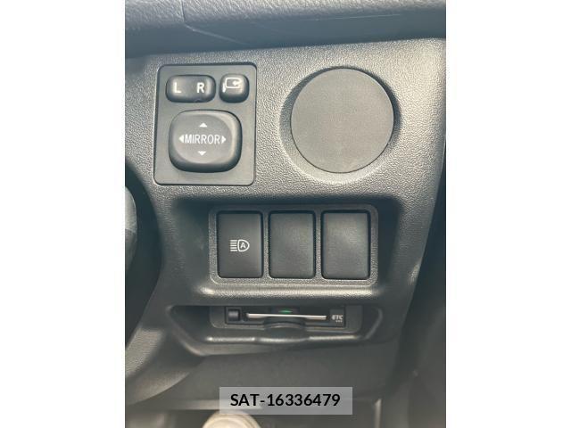 Toyota HIACE VAN 2025-04 7562212-23