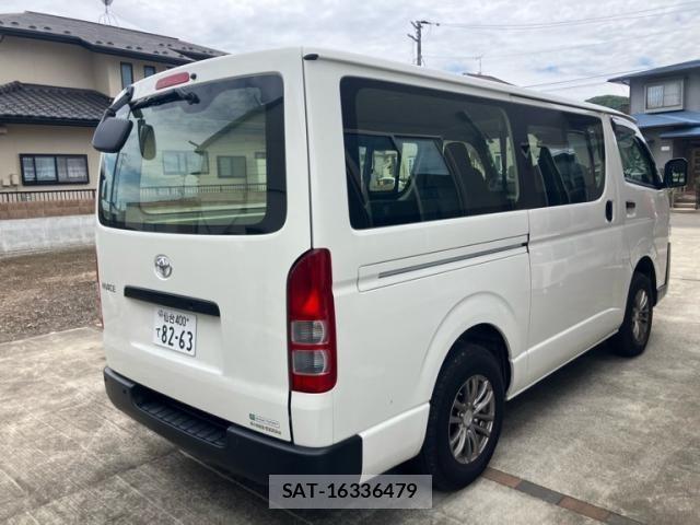 Toyota HIACE VAN 2025-04 7562212-4