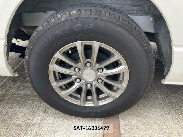 Toyota HIACE VAN 2025-04 7562212-7