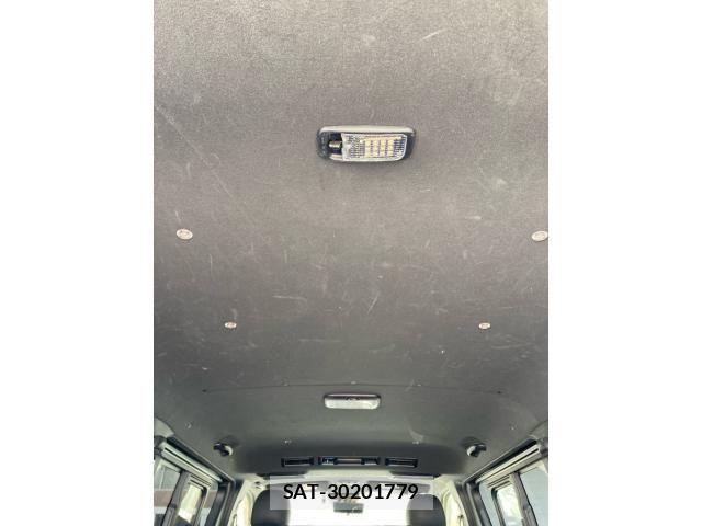 Toyota HIACE VAN 2022-06 7616921-10