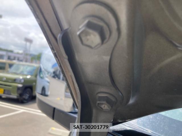 Toyota HIACE VAN 2022-06 7616921-17
