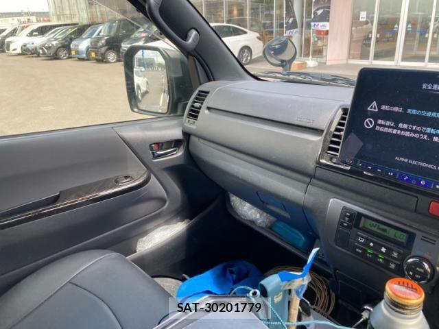 Toyota HIACE VAN 2022-06 7616921-22