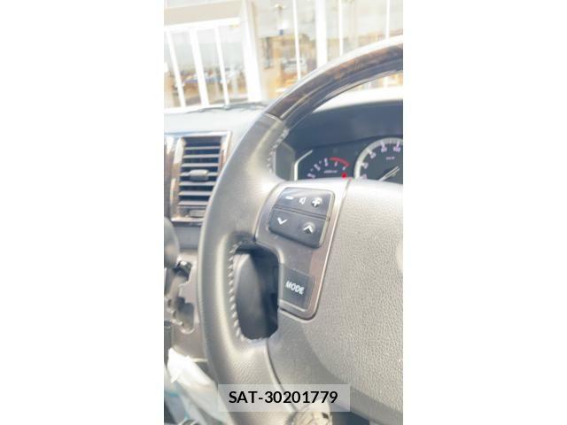 Toyota HIACE VAN 2022-06 7616921-28