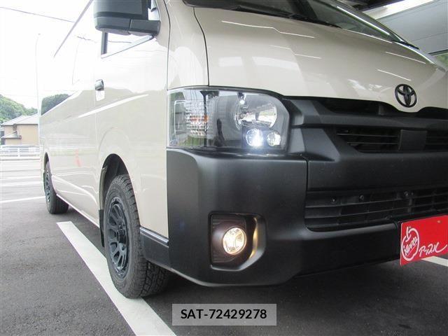 Toyota HIACE VAN 2021-04 7616915-15