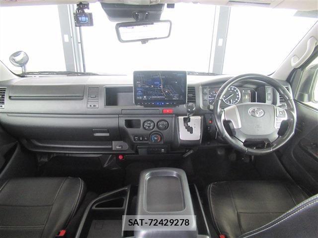 Toyota HIACE VAN 2021-04 7616915-4