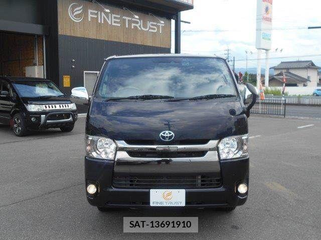 Toyota HIACE VAN 2019-02 7616924-18