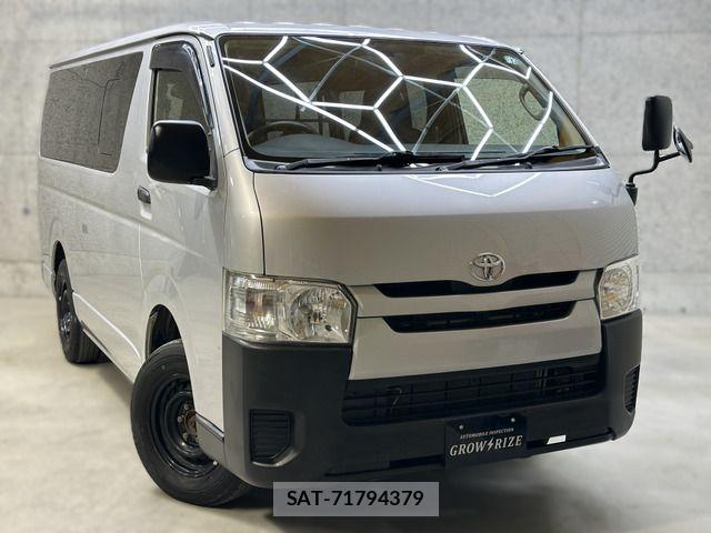 Toyota HIACE VAN 2017-03 7616926-15