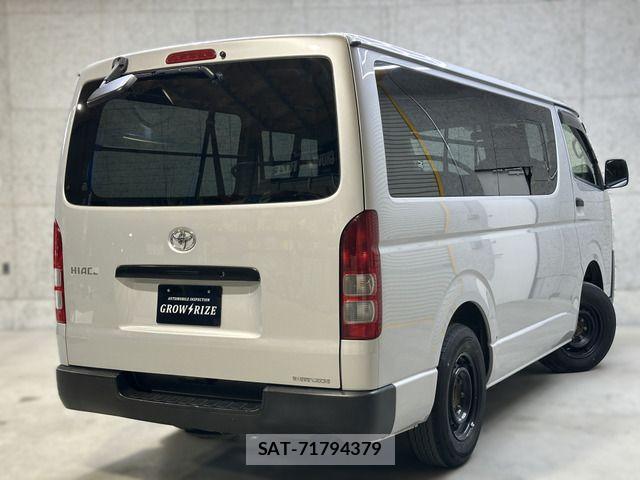 Toyota HIACE VAN 2017-03 7616926-6