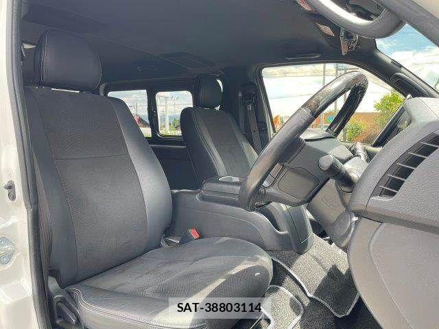 Toyota HIACE VAN 2020-10 7616919-9