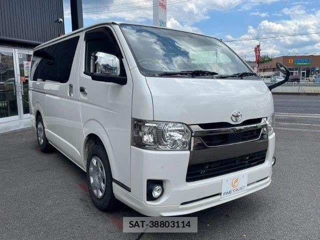 Toyota HIACE VAN 2020-10 7616919-17