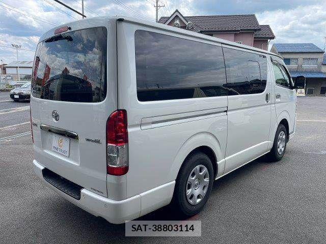 Toyota HIACE VAN 2020-10 7616919-19