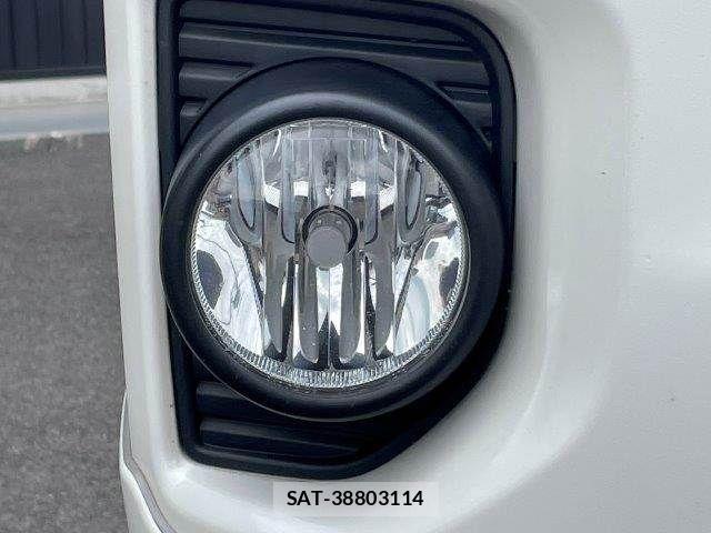 Toyota HIACE VAN 2020-10 7616919-26