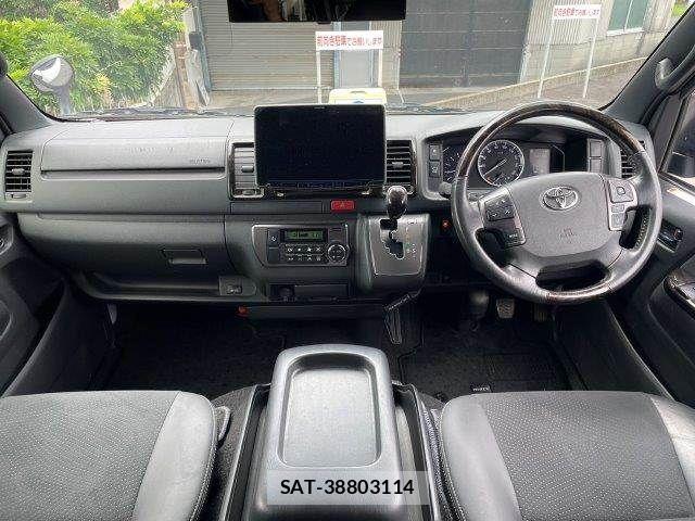 Toyota HIACE VAN 2020-10 7616919-2